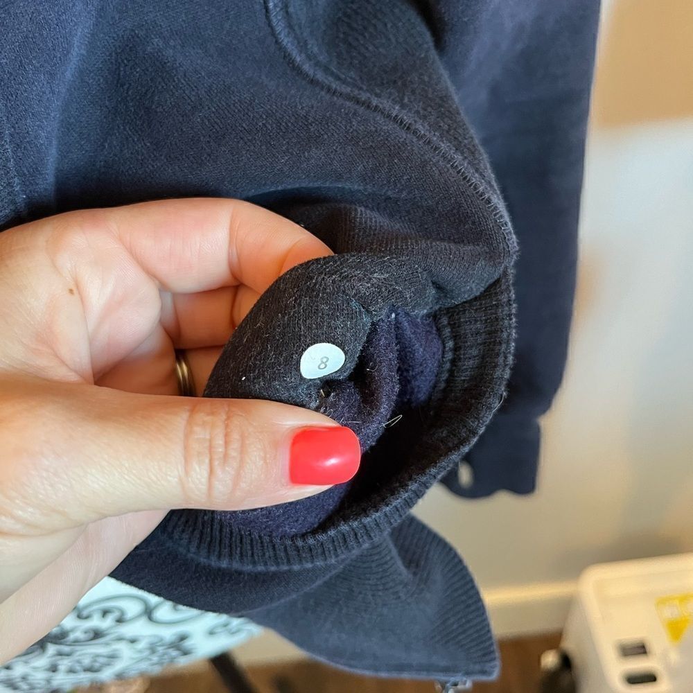 ✨Lululemon Ombré Scuba  - Picture 6 of 7